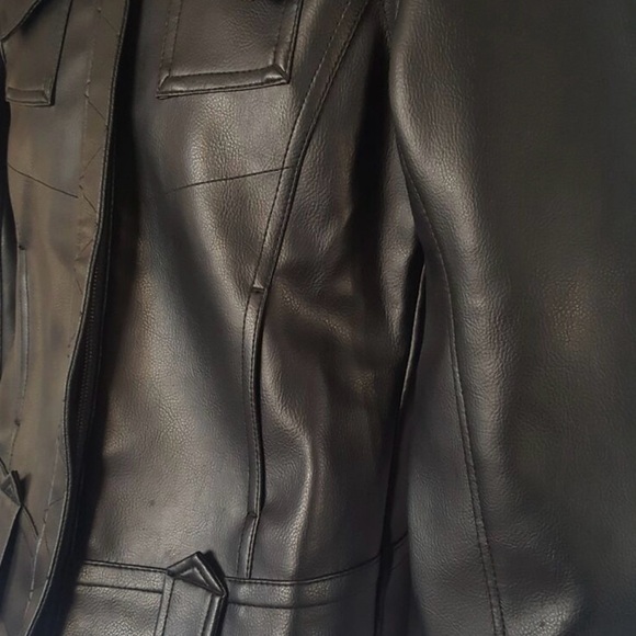 ANCHOR BLUE WOMENS FAUX LEATHER JACKET
Sz. M - Picture 2 of 9